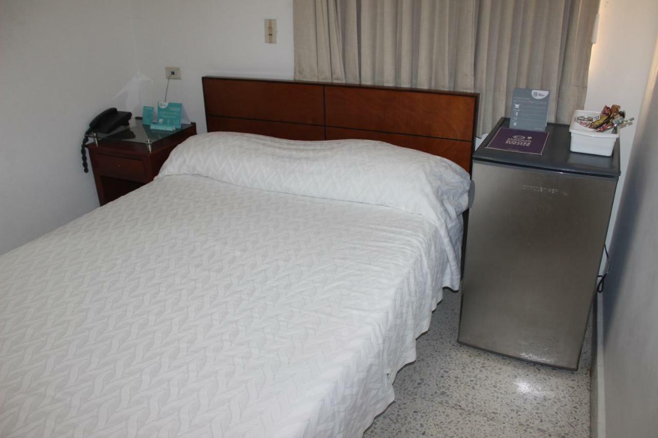 Hotel Monterrey Barranquilla  Eksteriør bilde